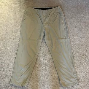 North face hiking pants. Light weight- perfect for spring and summer.